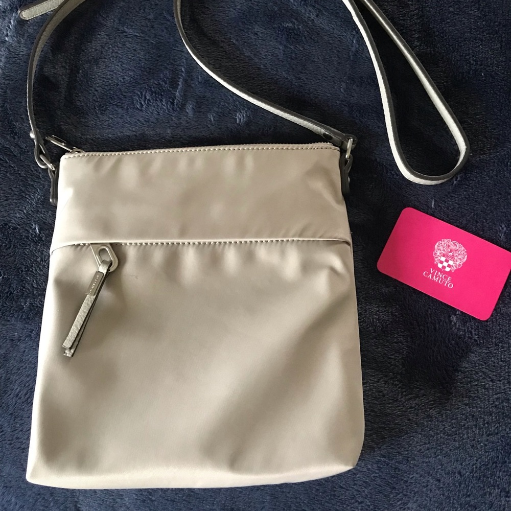 Vince Camuto Crossbody/shoulder bag.